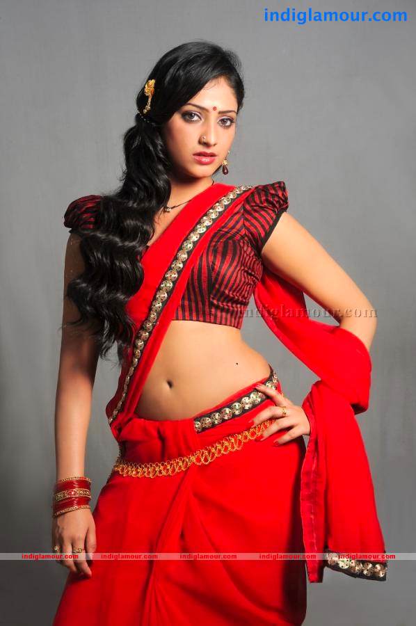 Abbai Class Ammai Mass Movie hd photo