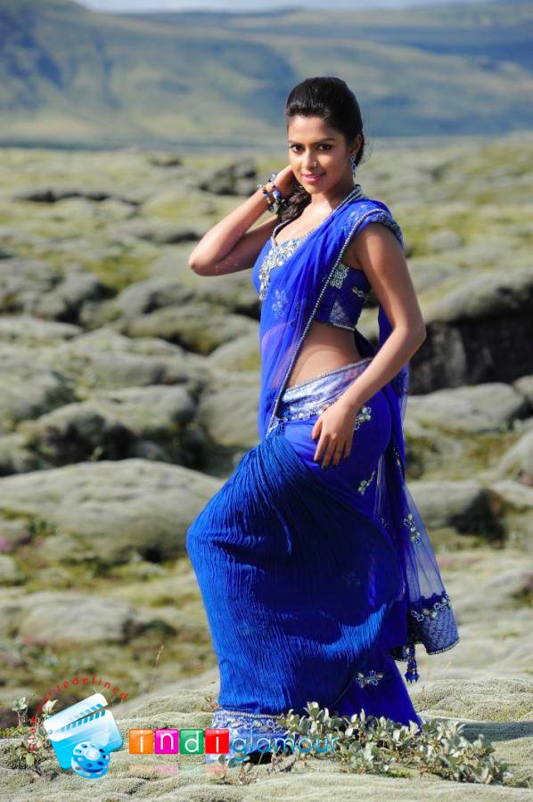 Naayak Movie hd photo