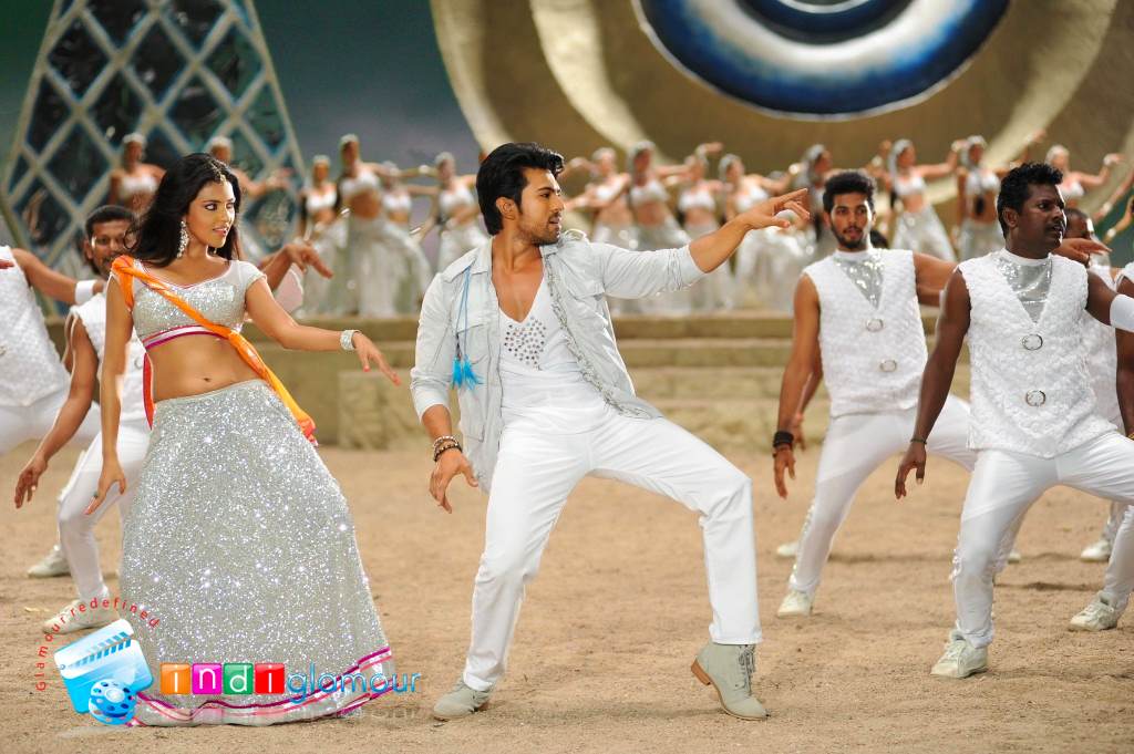 Naayak Movie hd photo