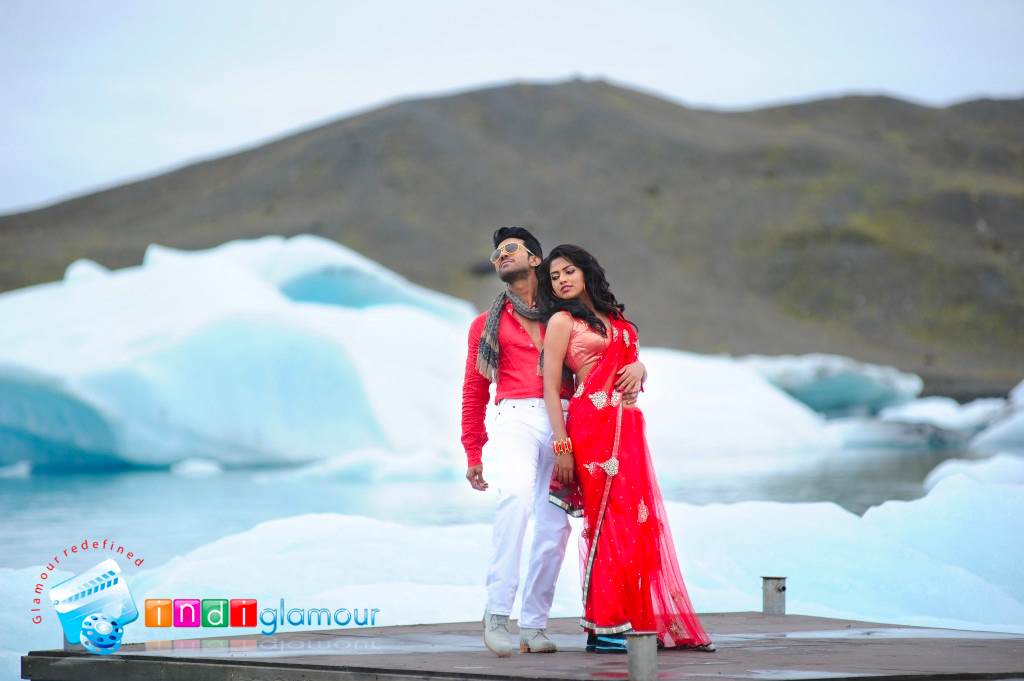 Naayak Movie hd photo