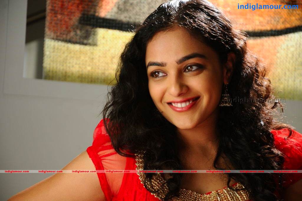 Gunde Jaari Gallanthayyinde Movie hd photo