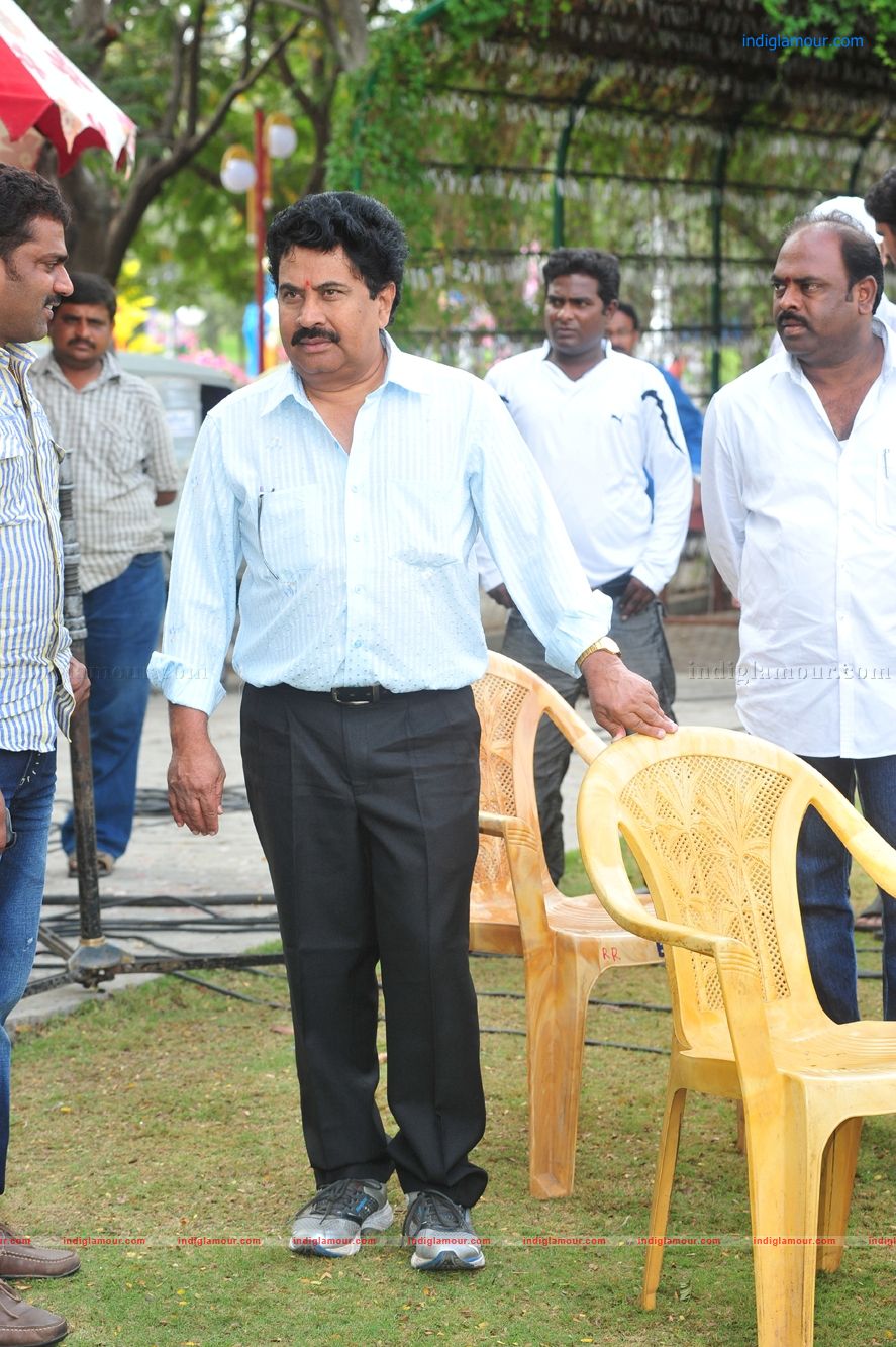 Poola Rangadu Movie hd photo