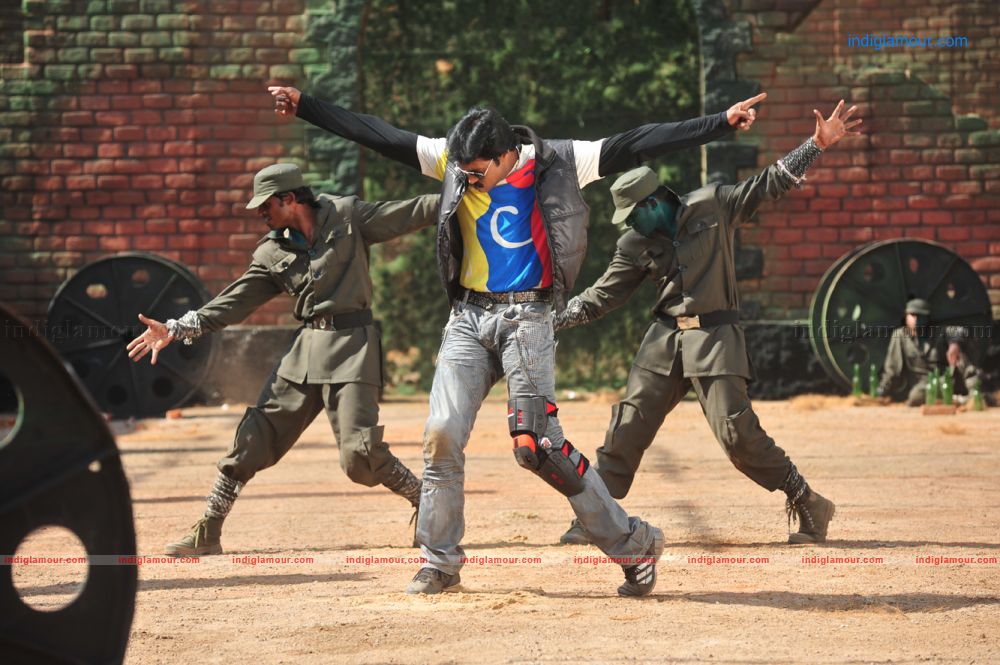 Poola Rangadu Movie hd photo