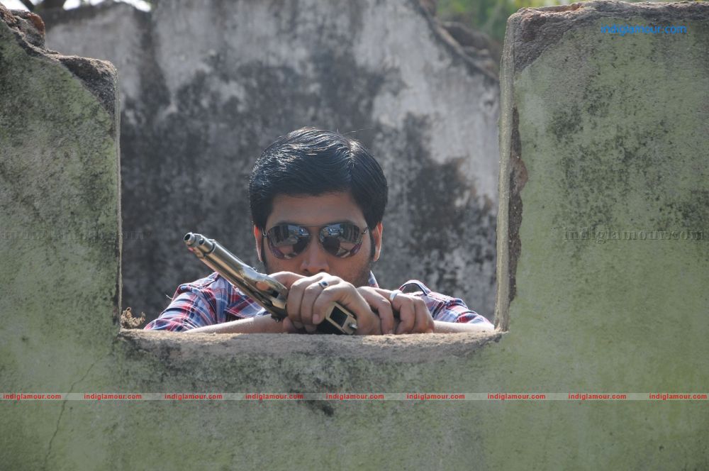 Yuganiki Okka Premikudu Movie hd photo