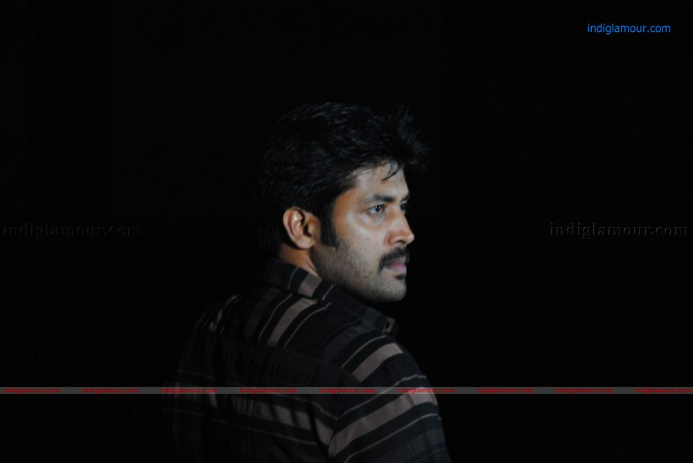 Yuganiki Okka Premikudu Movie hd photo