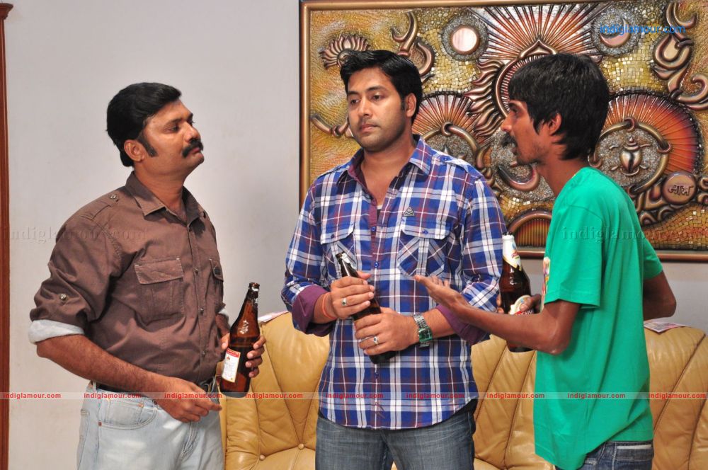 Yuganiki Okka Premikudu Movie hd photo
