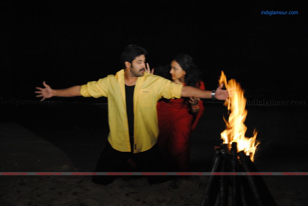 Yuganiki Okka Premikudu Movie hd photo