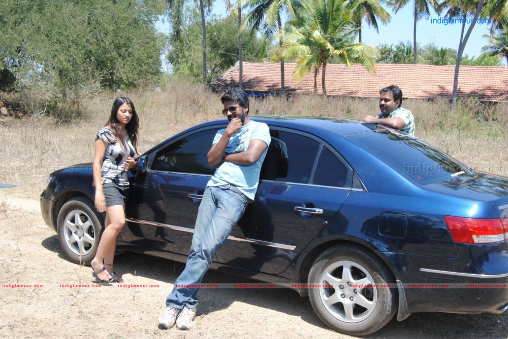 Yuganiki Okka Premikudu Movie hd photo
