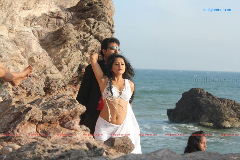 Cinemakeldam Randi Movie hd photo