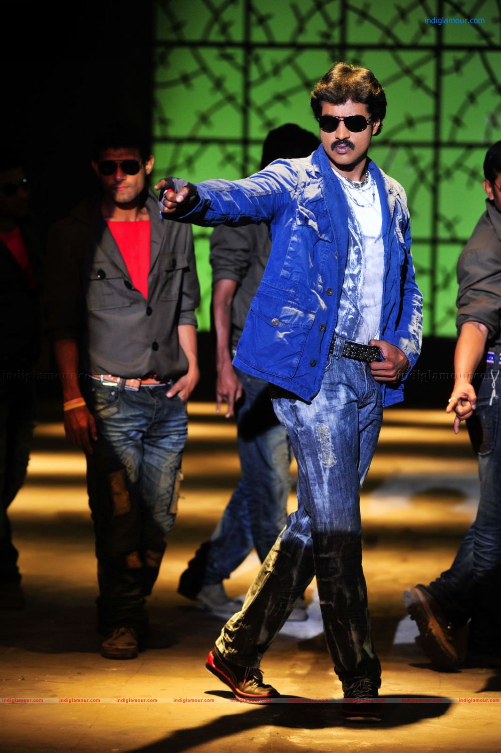 Poola Rangadu Movie hd photo