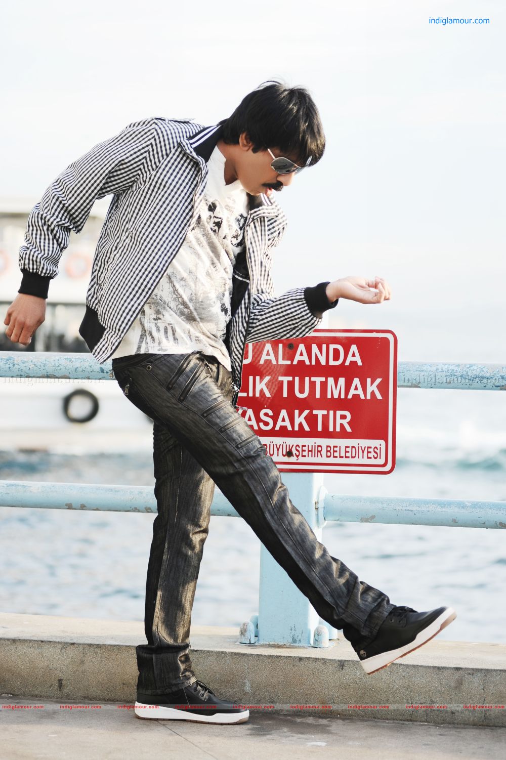 Nippu Movie hd photo