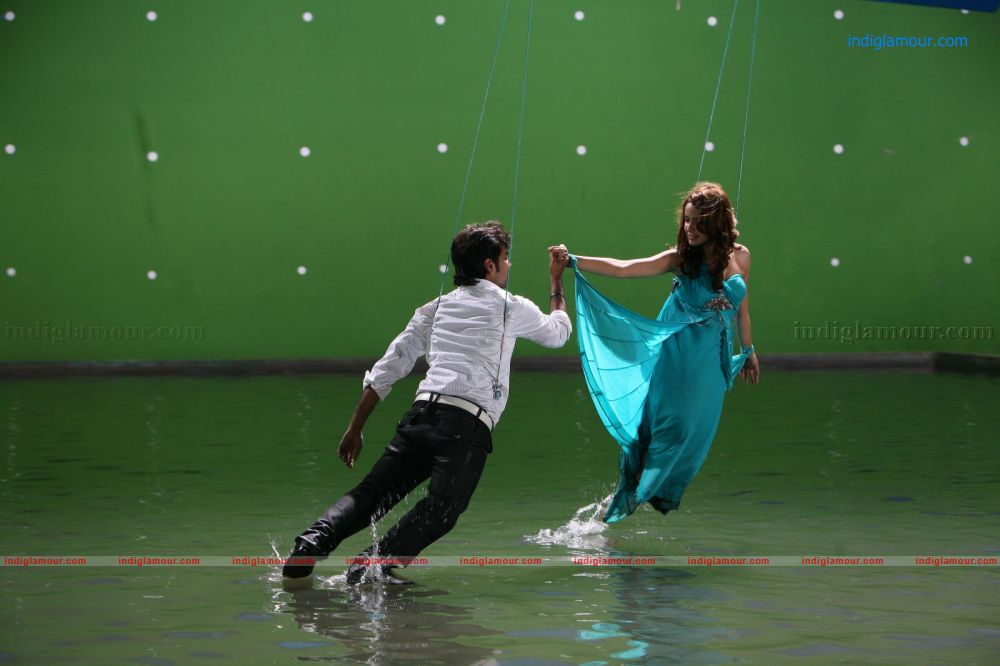 Love Journey Movie hd photo