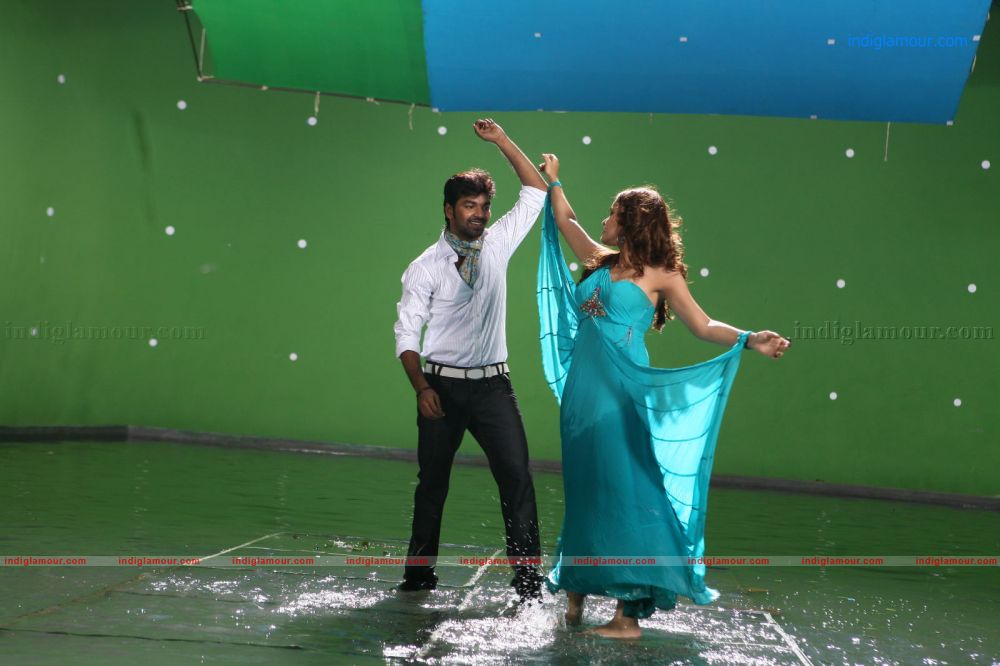 Love Journey Movie hd photo