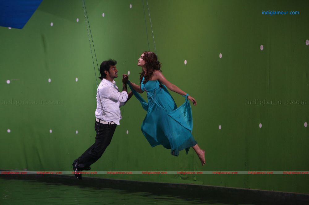 Love Journey Movie hd photo