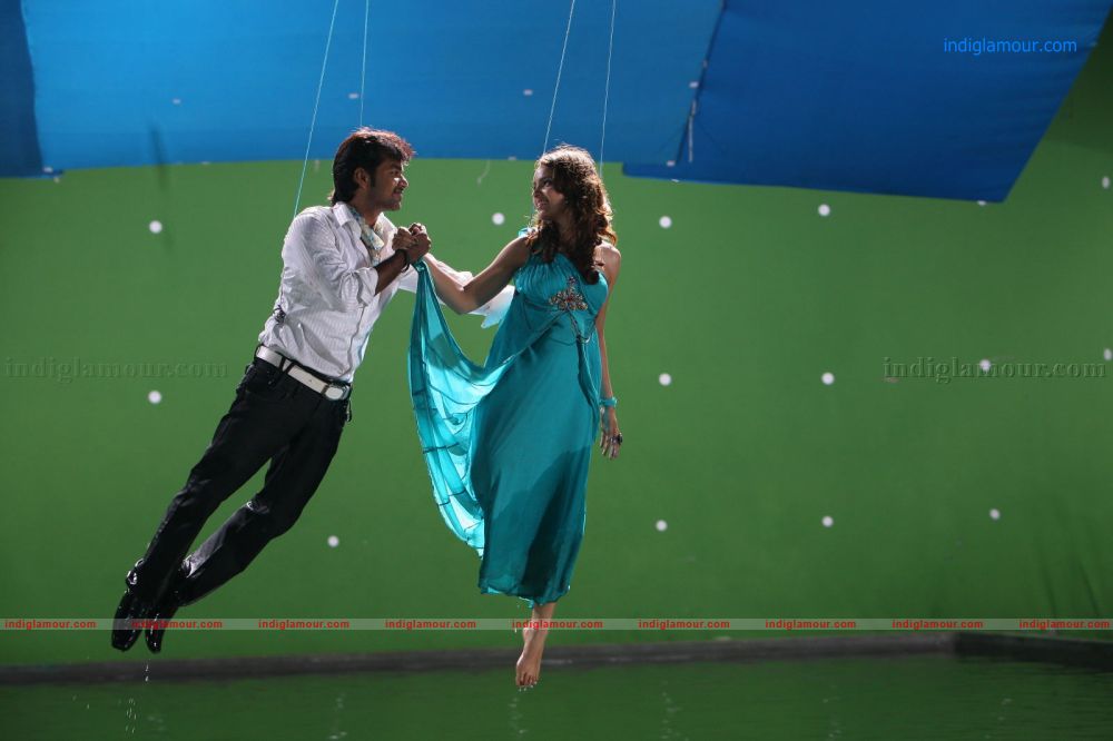 Love Journey Movie hd photo