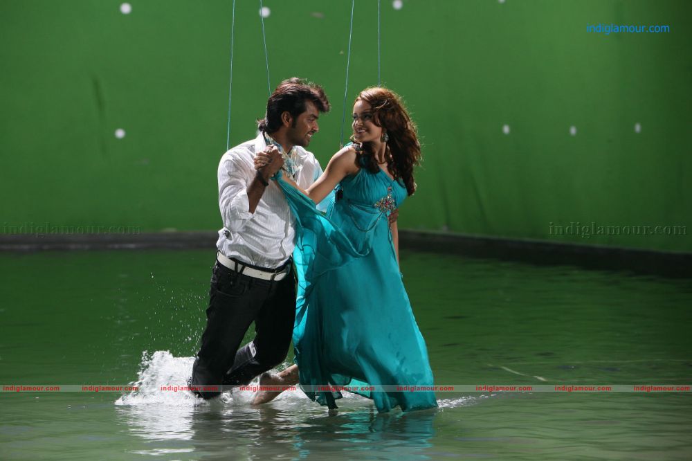 Love Journey Movie hd photo