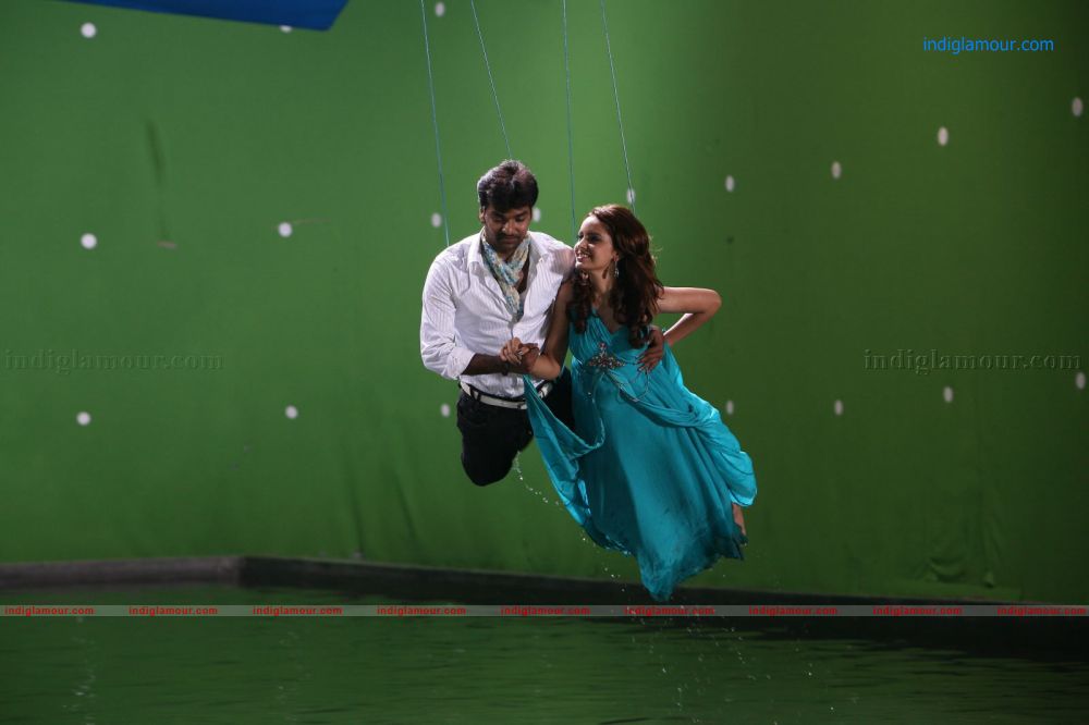 Love Journey Movie hd photo