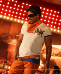 Julayi photos