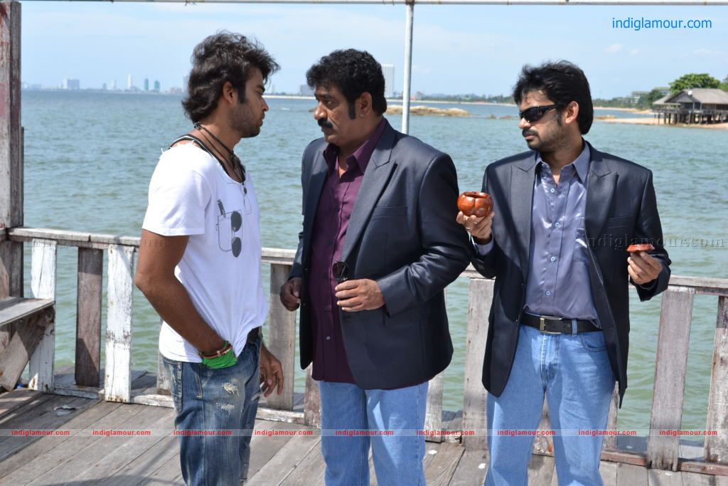 Vennela One and Half Movie hd photo