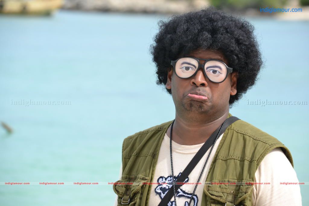 Vennela One and Half Movie hd photo