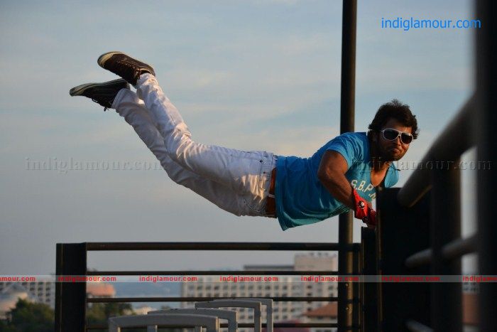 Vennela One and Half Movie hd photo