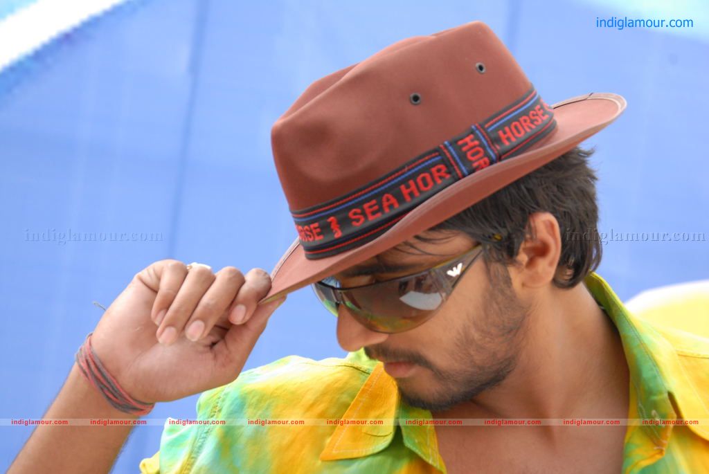 Railway station Movie hd photo