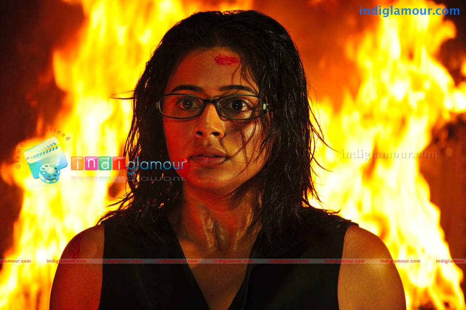 Charulatha Movie hd photo