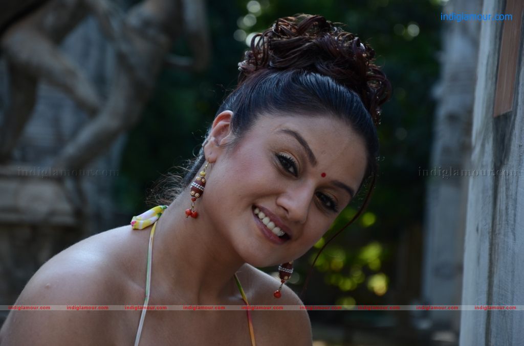 Kathanayaki Movie hd photo