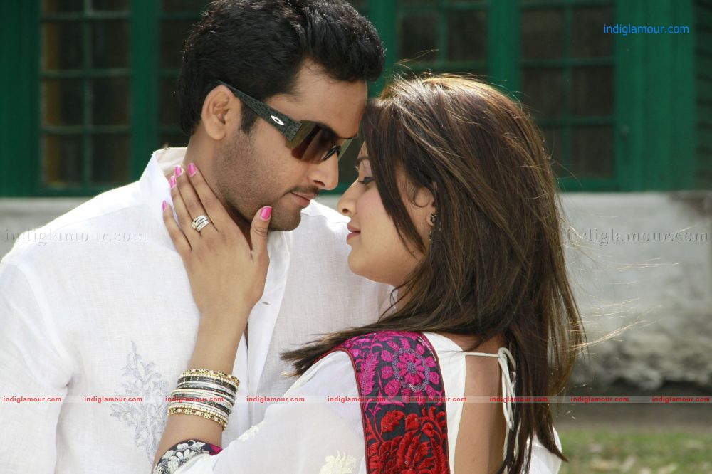 Em Babu Laddu Kavala Movie hd photo