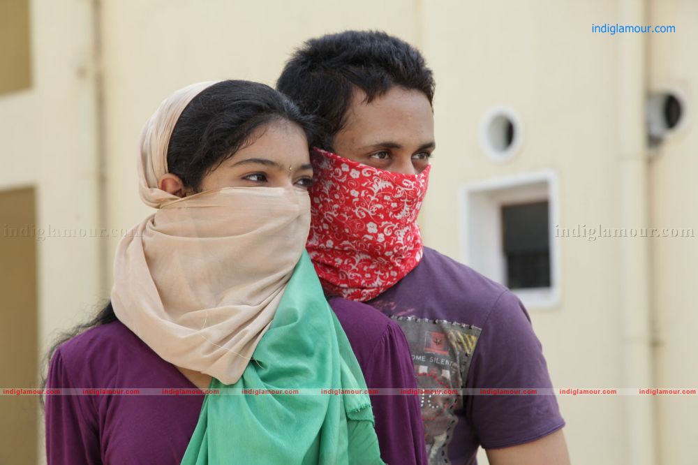 Oka Romantic Crime Katha Movie hd photo