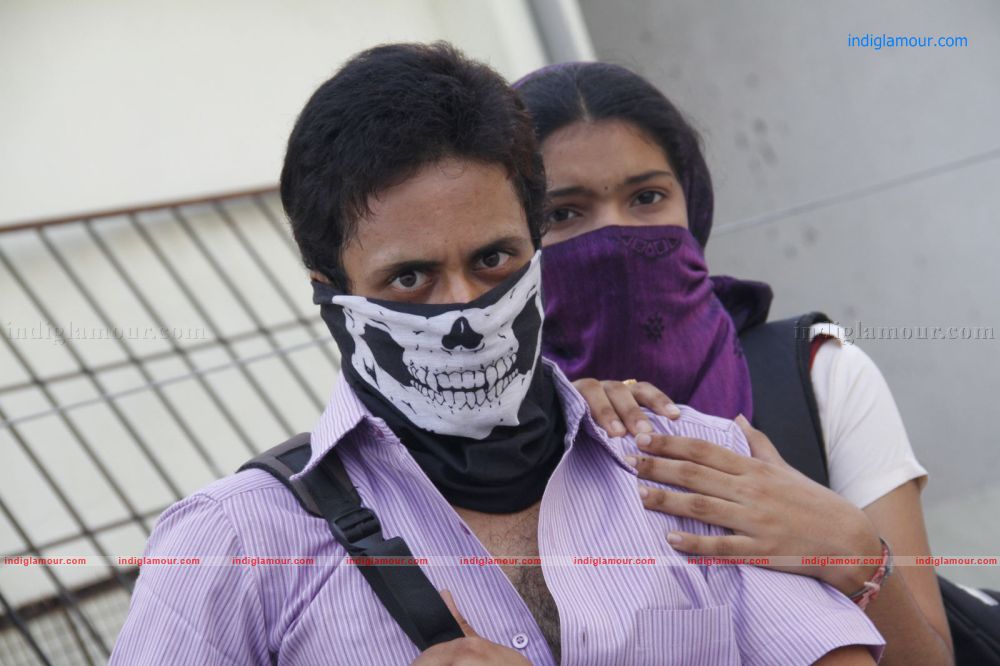 Oka Romantic Crime Katha Movie hd photo