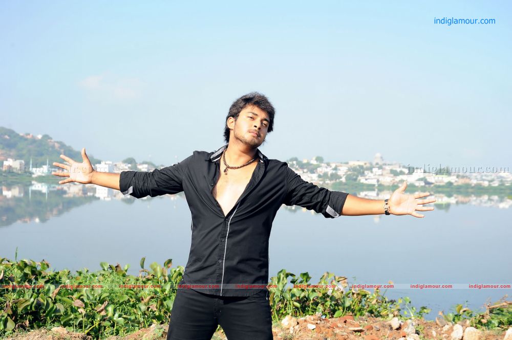 Memu Vayasuku Vacham Movie hd photo