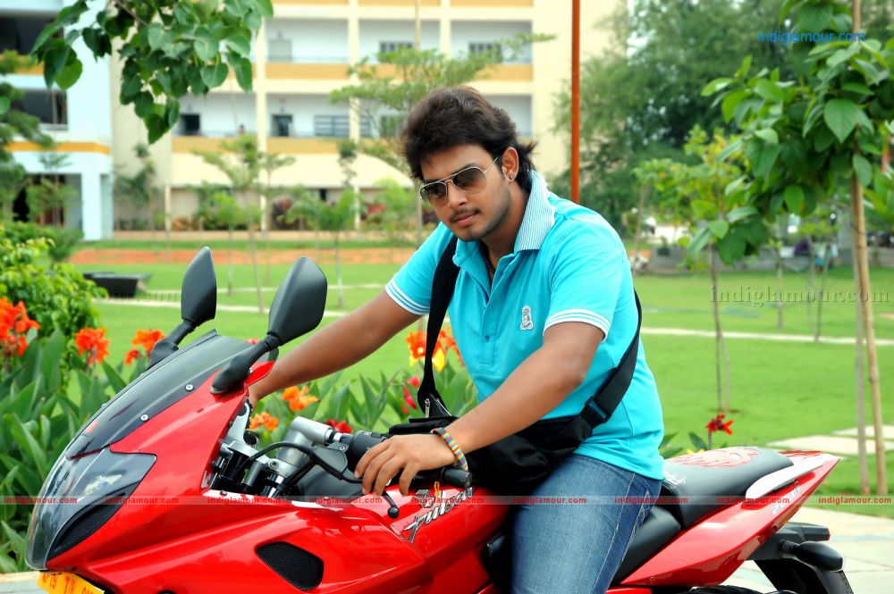 Memu Vayasuku Vacham Movie hd photo