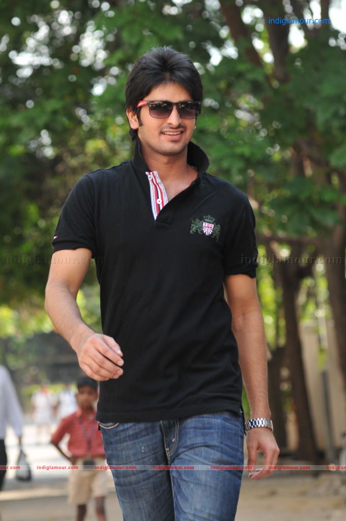 Enduko Nachav Movie hd photo