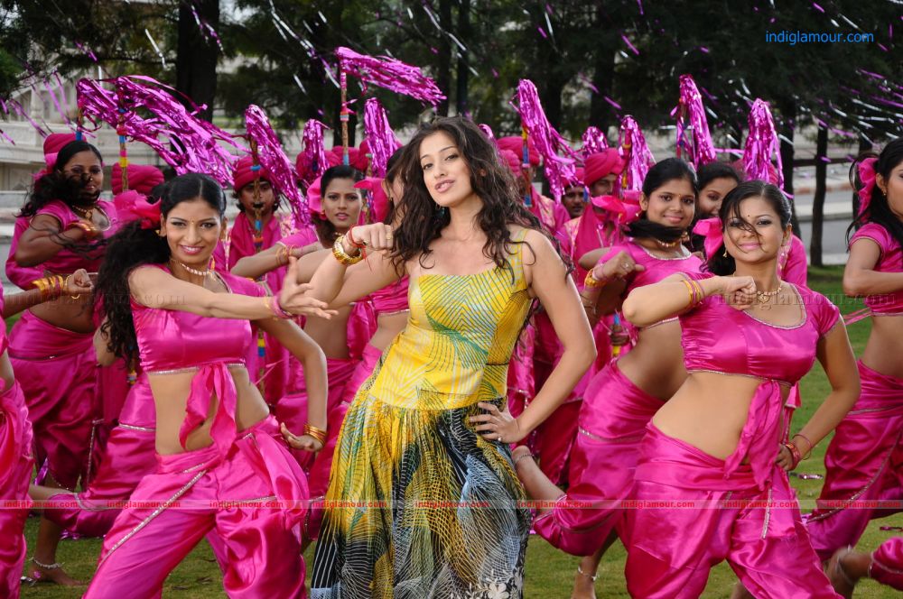 Adinayakudu Movie hd photo
