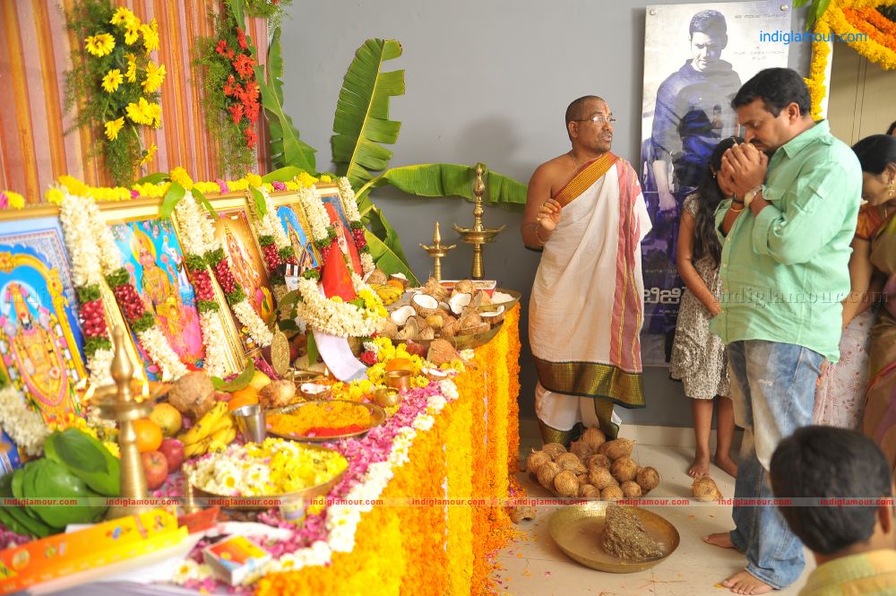 Cameraman Ganga Tho Rambabu Movie hd photo
