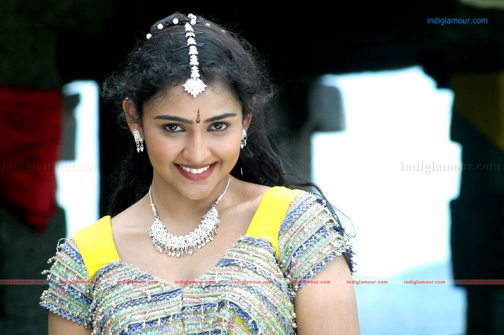 Mamatha 100% Prema Movie hd photo