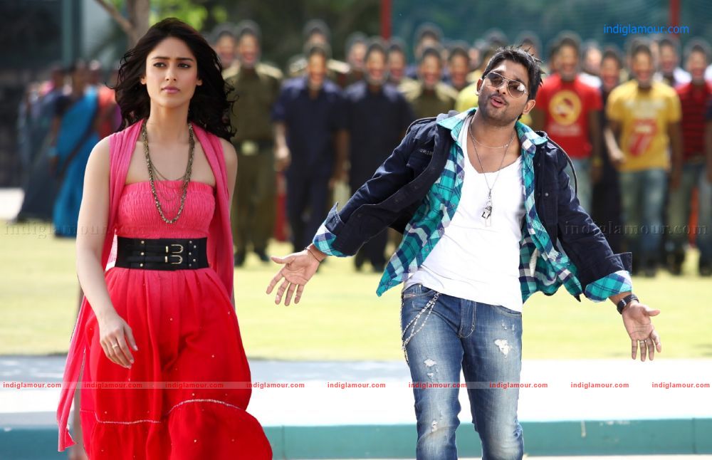 Julayi Movie hd photo