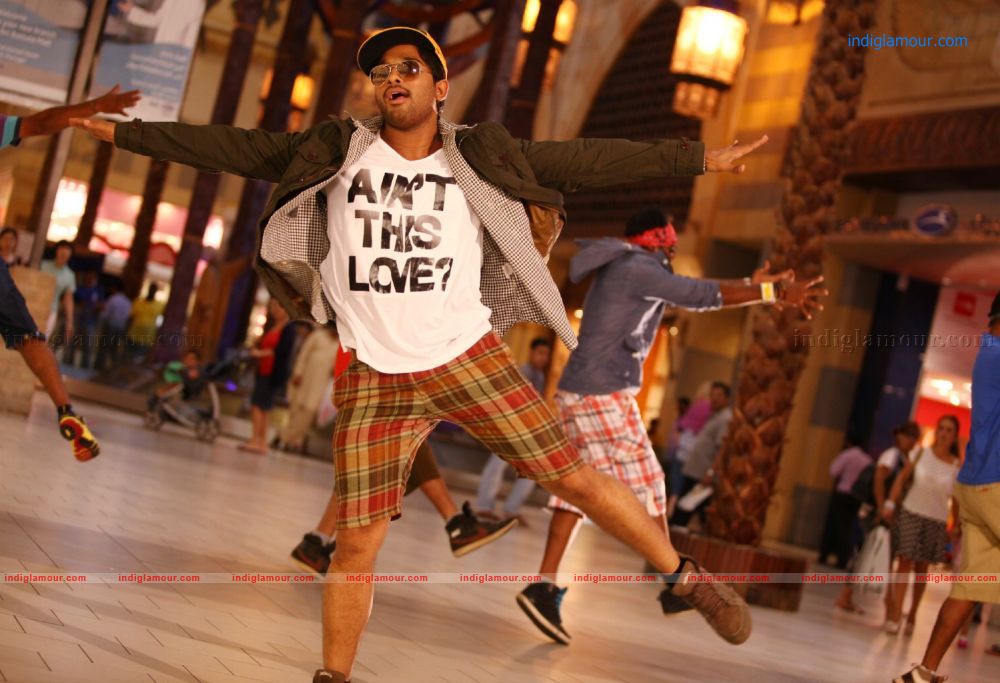 Julayi Movie hd photo