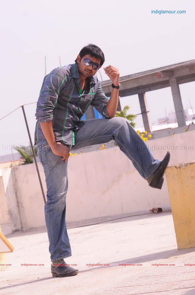 Andarila Nenu Preminchanu Movie hd photo