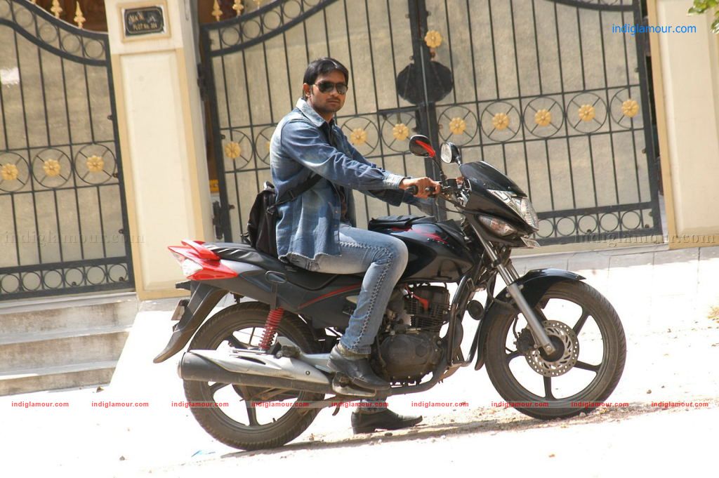 Andarila Nenu Preminchanu Movie hd photo
