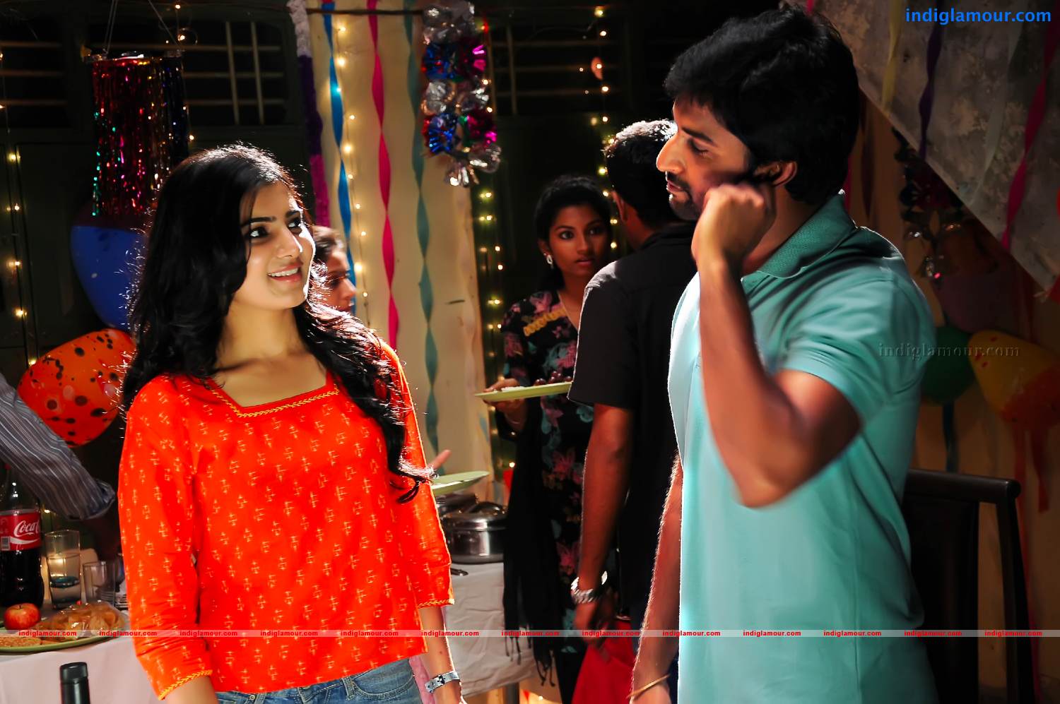 Yeto Vellipoyindi Manasu Movie hd photo