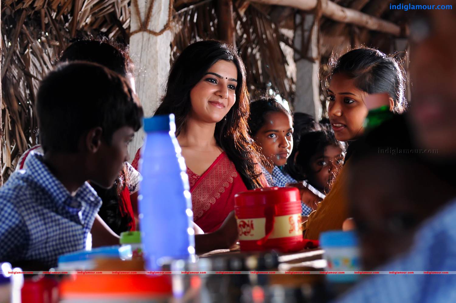 Yeto Vellipoyindi Manasu Movie hd photo
