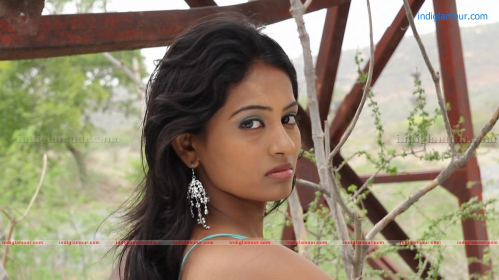 Vethika Nenu Naa Ishtamga Movie hd photo