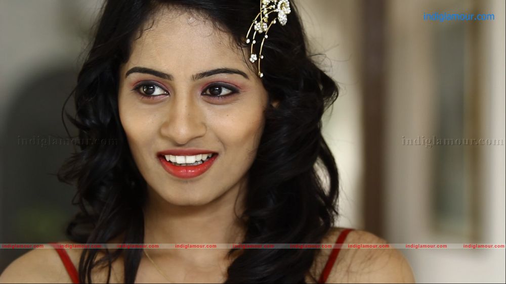 Vethika Nenu Naa Ishtamga Movie hd photo