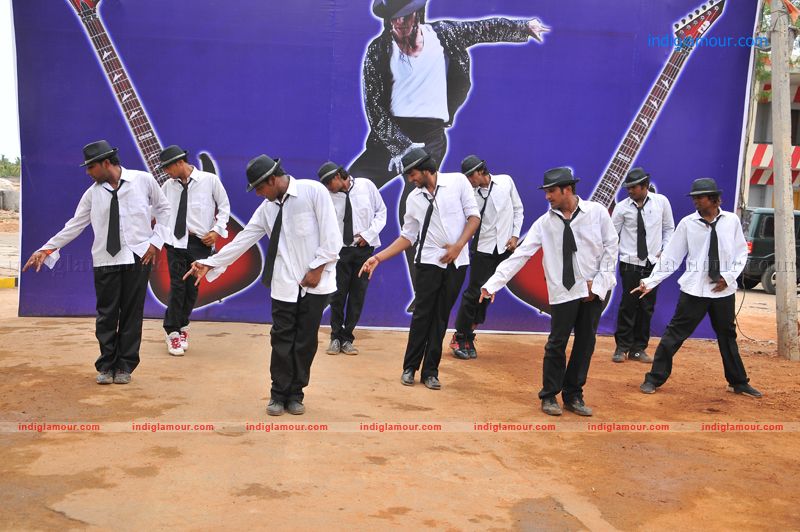 Railway station Movie hd photo