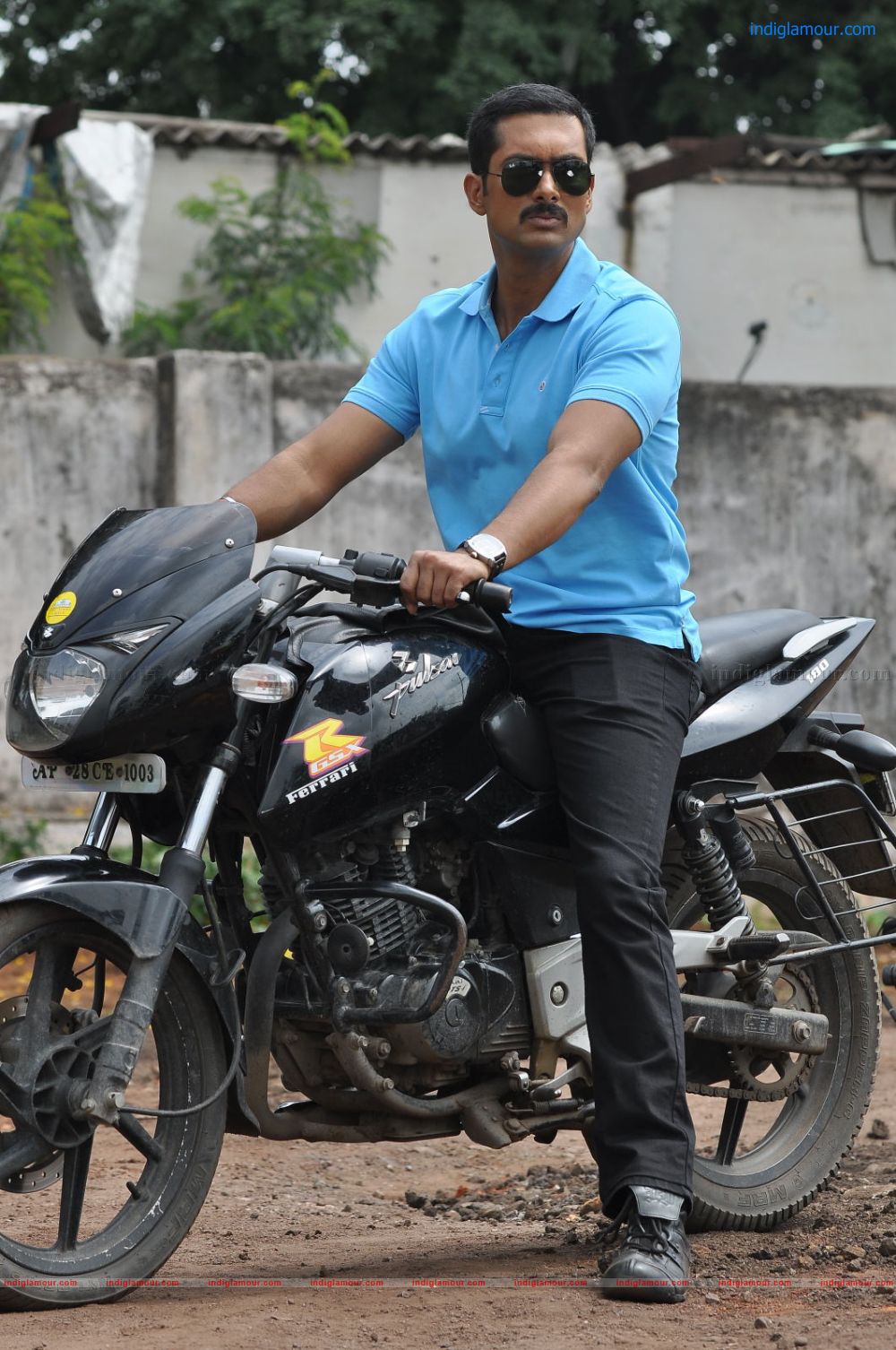 Jai Sriram Movie hd photo