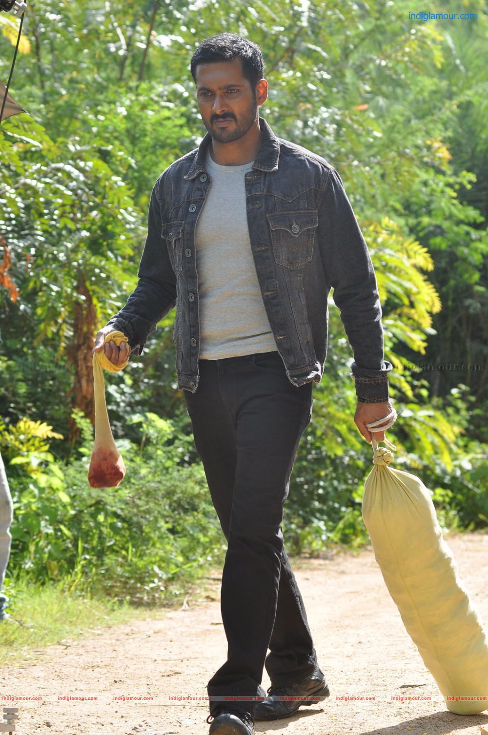 Jai Sriram Movie hd photo