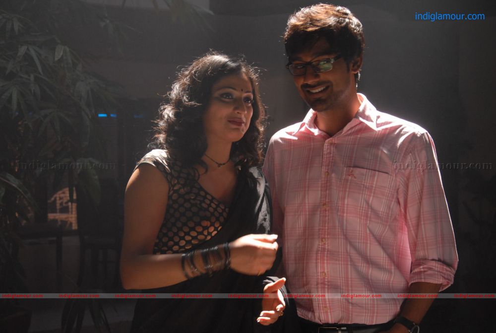 Abbai Class Ammai Mass Movie hd photo