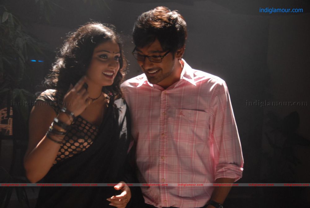 Abbai Class Ammai Mass Movie hd photo